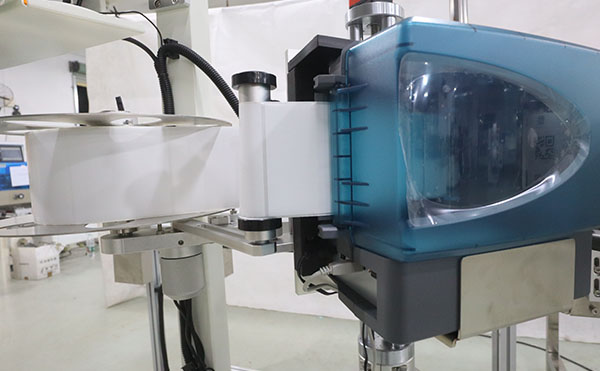 吸贴贴标机器,贴标机器,全自动贴标机